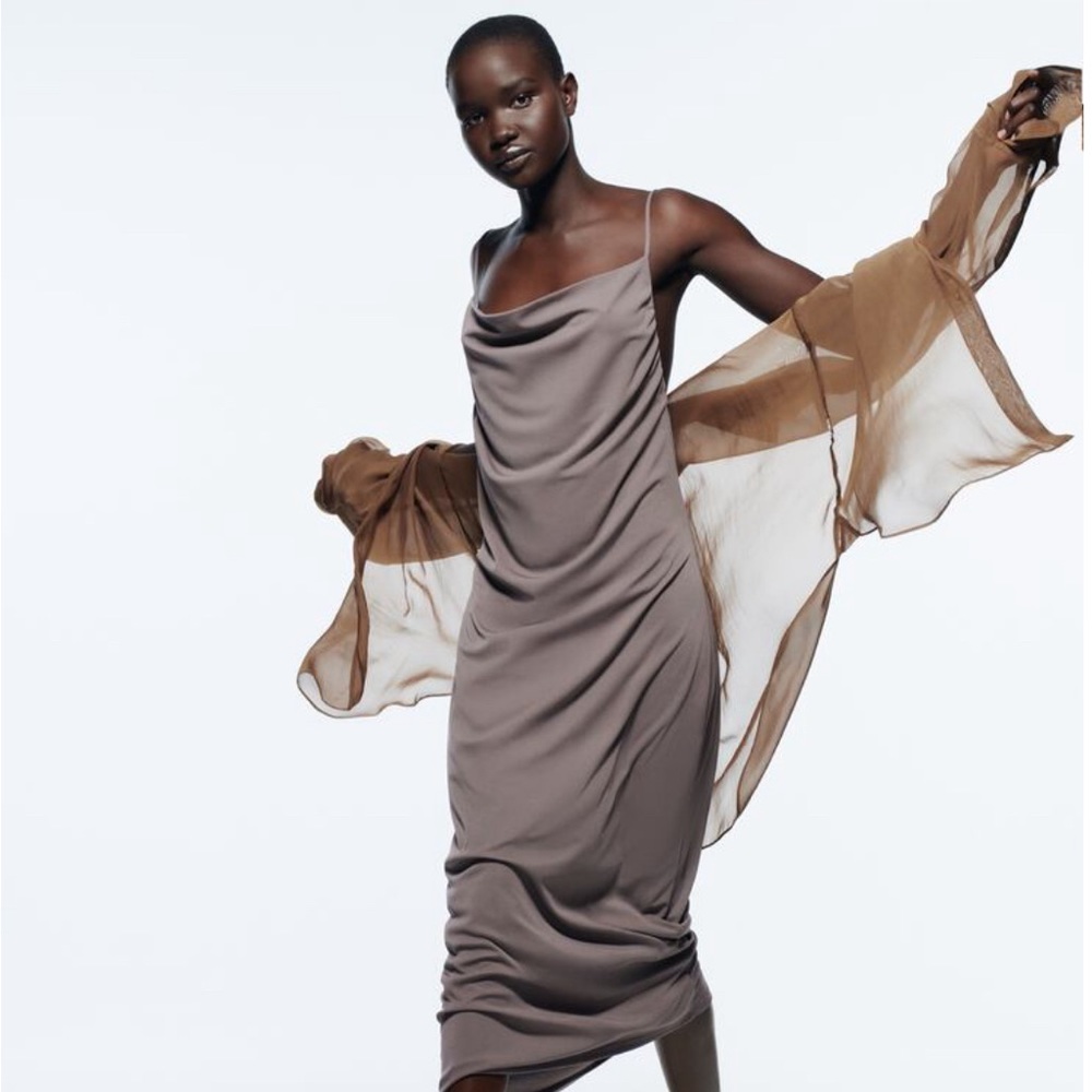 Zara FLOWY STRAPPY DRESS